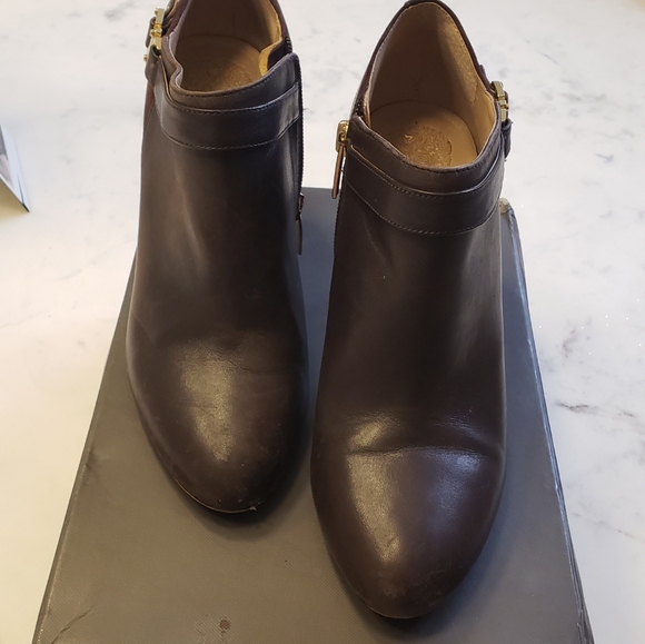 Vince Camuto Brown Ankle Booties - Picture 1 of 10